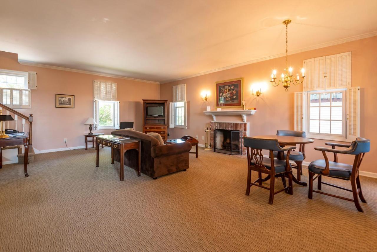 Century Suites Hotel Bloomington Extérieur photo