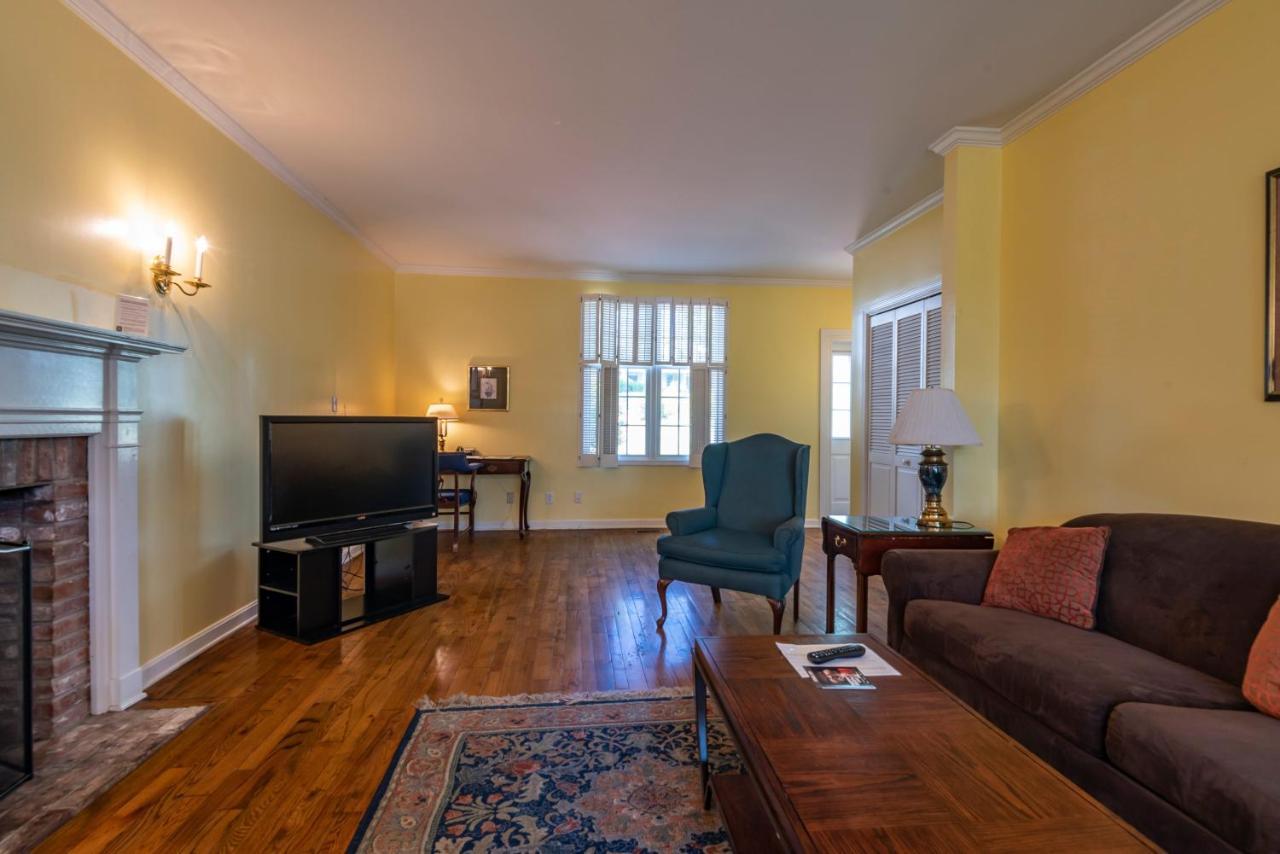 Century Suites Hotel Bloomington Extérieur photo